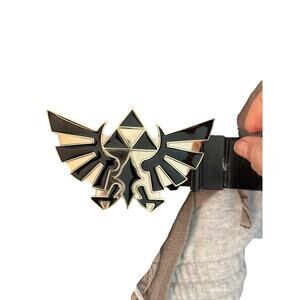 Nintendo Men's Black The Legend Of Zelda Golden Crest Triforce Belt Buckle